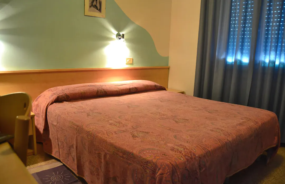 Hotel Villa Roberta-1